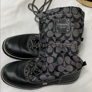 Coach winter boots